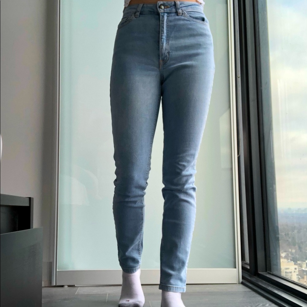 High-waisted American Apparel Skinny Jeans (Light)